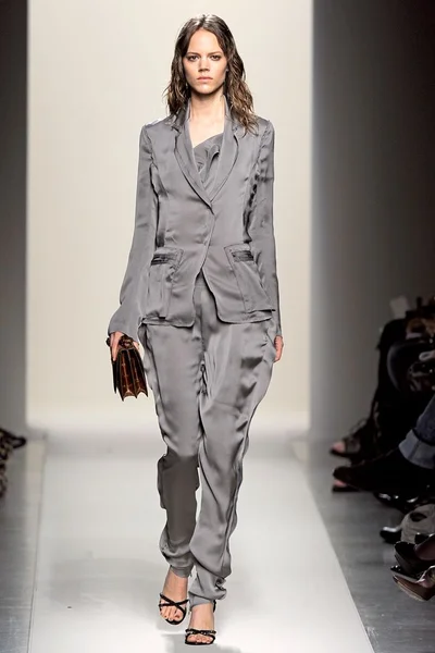 Look 23